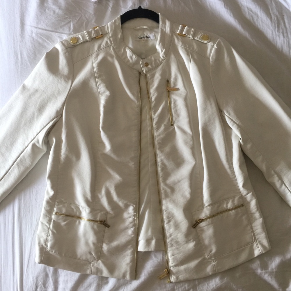 Calvin Klein white faux leather jacket (L)